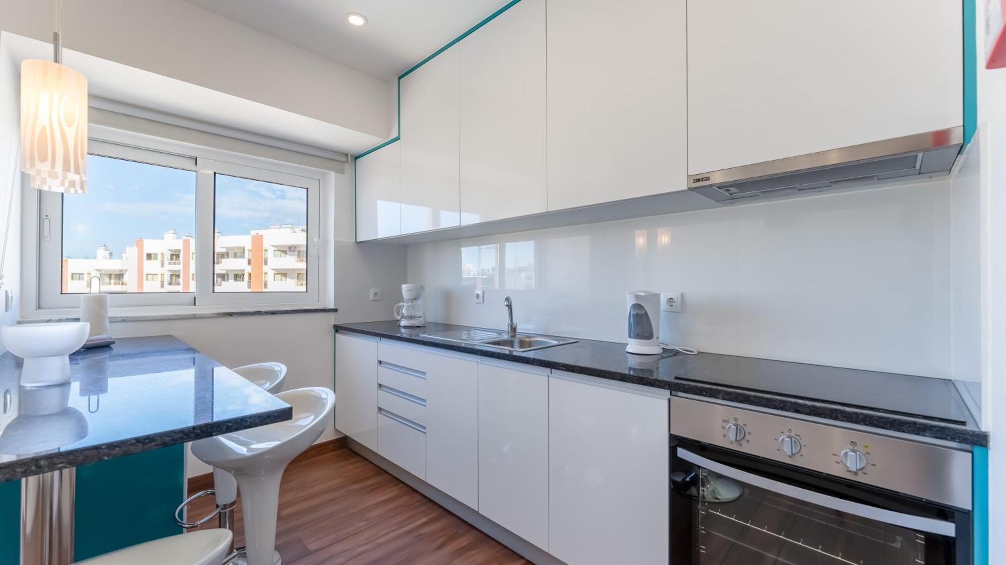 Serene Blue 1 Bdr Flat With Balcony By Lovelystay Portimão Extérieur photo
